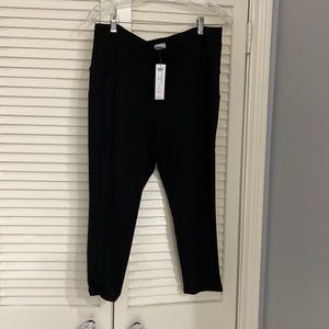 Chico’s Zenergy Slimming Side Pocket Leggings-Crop